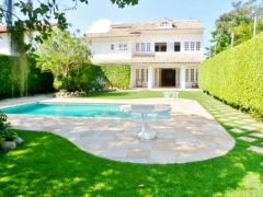Casa de Condomínio com 6 Quartos à Venda, 839 m² Casa de Condomínio com 6 Quartos à Venda, 839 m²